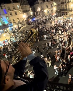This trumpet player knows how to work a crowd! 🎺 | UNILAD Sound