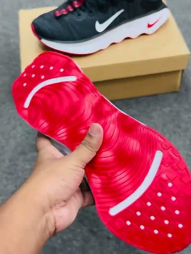 Nike Motiva Walking Shoes