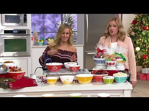 Pyrex Vintage Charm Set of 3 Mixing Bowls on QVC