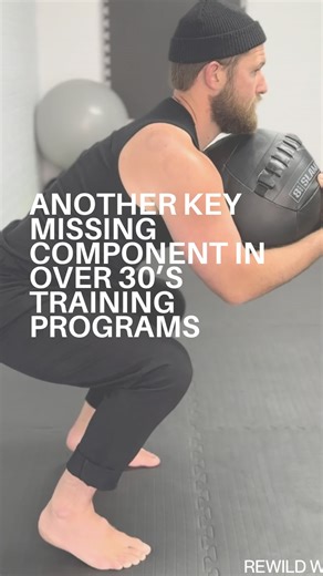 Here’s what ISOMETRICS do: ✔️Rebuild joint stability. Isometric tension strengthens the connective tissue around joints - the stuff that keeps you pain-free under load. ✔️Rewire your fascia. Holding positions hydrates the web, teaches tension management, and reconnects the chains between feet, hips, and shoulders. ✔️Improve mind-muscle control. When you stop moving, you start feeling - and awareness builds faster than motion ever could. ✔️Boost blood flow and tendon health. The sustained contrac