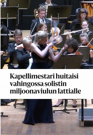 Sinfonia Lahden konsertissa sattui torstaina harvinainen työtapaturma. Viulisti Elina Vähälän miljoonan euron arvoinen Guadagnini-viulu putosi lattialle Max Bruchin viulukonserton finaalissa. Viulu selvisi vaurioitta, ja konsertti jatkui parin minuutin tauon jälkeen. ✏️: Ilkka Mattila / HS 🎥: Sinfonia Lahti #konsertit #kulttuuri #uutiset #helsinginsanomat