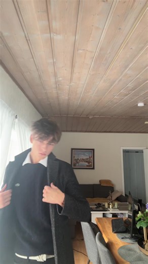 #outfit #looking #genetic #model