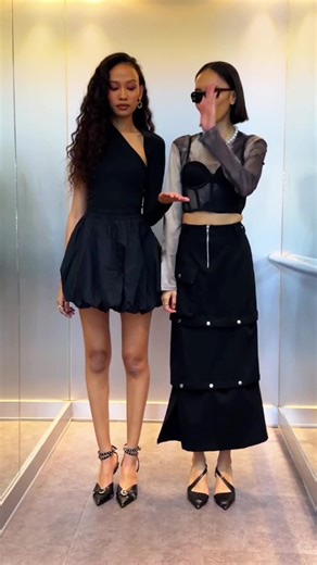 Wednesday vibes!👀💀🌚 #foryoupage #duo #fyp #models #modellife #PowerDuo #outfits #fashion #fun @Bella @Clarice