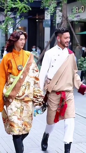 streetfashionshow1 on TikTok