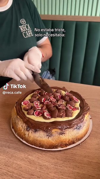 en Reca sabemos lo que necesitas; por eso lanzamos tortas nuevas todos los findes🔥 #torta #franui #chocolate #merienda #cafeteria