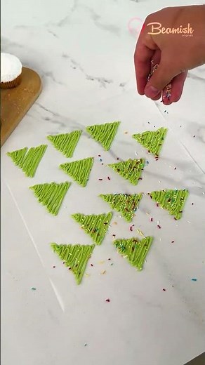 Christmas Tree Cupcakes 🎄 #tree #cupcakes #tasty