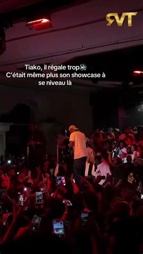 C'était même plus son showcase, il régale trop à ce niveau-là 🔥👏 #tiakola #showcase #kiff #regale
