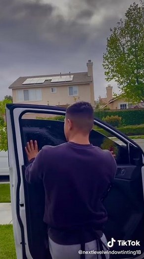 How to window tint a car window professionally