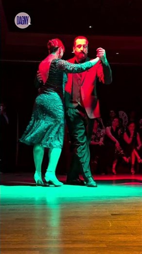 Rino Fraina & Graziella Pulvirenti tango performance to "Poema" by Francisco Canaro NYC (1/15)