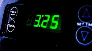 Pourquoi l'horloge de votre four ou du radio-réveil n'est-elle plus à l'heure?