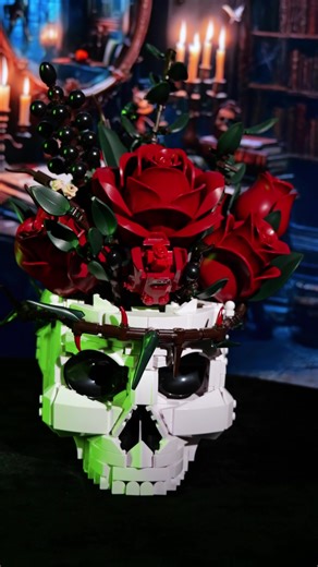 Gothic Table Decor Ideas with Red Roses and Skulls