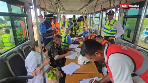 145K views · 2.1K reactions | Simulation d’un crash à l’aéroport SSR...