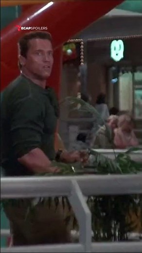 Arnold Schwarzenegger police fight scene in Commando (1985)