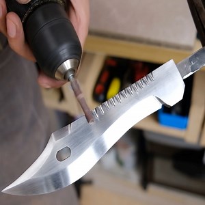 Making CSGO Bowie Knife From Spring Plate | S. Saint