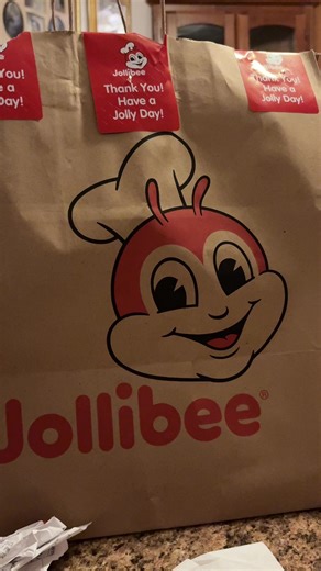 Trying @Jollibee for the first time! I’ve always wanted to try it and was happy to finally be able to get to try it. I tried 4 different food items and the gravy. #fastfood #fyp #food #foodie #dinner