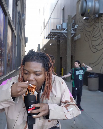 I Reviewed Eminem's restaurant in Detroit,Michigan Called "Mom's Spaghetti" AND OMGGGG!! #rollitupk #foodreview #eminem #momsspaghetti #funny | Rollitupk