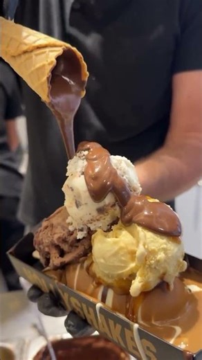 Sweet Freak Shakes | Crazy Milkshakes & Viral Desserts