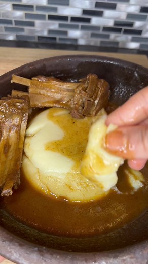 Fufu tutorial now up on my youtube!! This is fufu served with the Yemeni maraq (stew). A perfect combo!!!!❤️🤤 #fufu #stew #foodtiktok يمن# #عرب #africa #asida #lunch