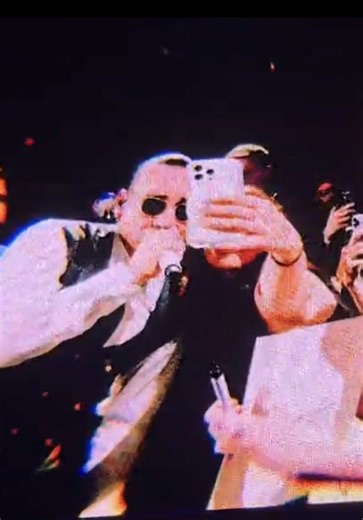 darf man so😭❤️ @Apache 207 DANKE #apachebleibtgleich #apachekonzert #apache207 #volkanyaman #federairlines