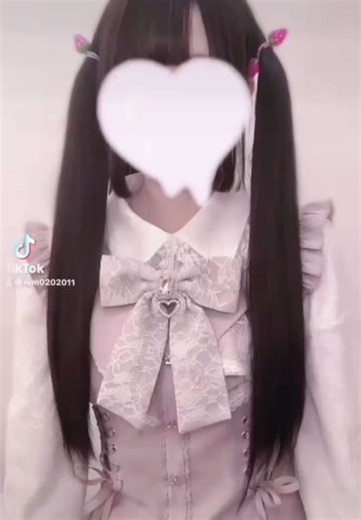 量産型女子と地雷系女子の違い