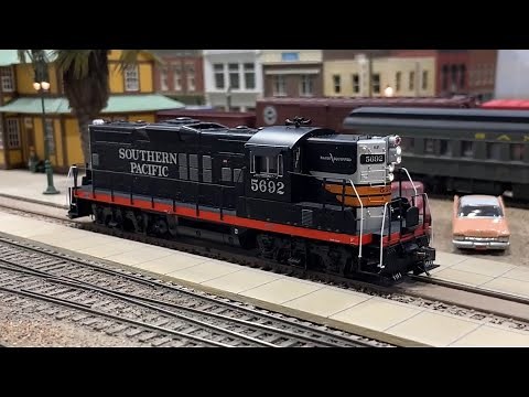 SP GP9 (Athearn Genesis) Review