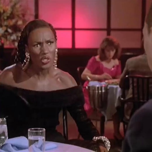 Eddie Murphy and Grace Jones's restaurant scene in Boomerang, 1992