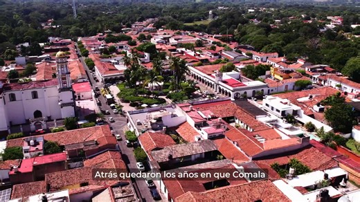 Atrás quedaron los años en que Comala fue olvidado. Hoy se fortalece su identidad: mejores caminos, apoyo al campo y espacios renovados que impulsan la vida comunitaria del Pueblo Mágico.  #LaTransformaciónSigueAdelante | Cultura Colima | Facebook