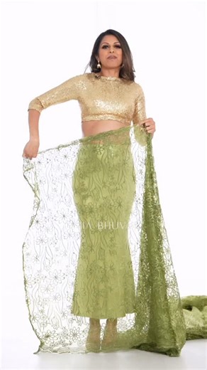 2.2K reactions · 79 shares | A beautiful but simple drape to try  Outfit Detail: Forest Fairy Saree Light Gold Birthday Ctop Top Olive Saree Silhouette #sareedraping #netsaree #sareestyle #diwali #diwali2025 #sareefashion #diwalisaree #sari | TiaBhuva.com | Facebook