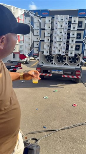 Somautomotivo_073🎚️🔥 on Instagram: "Mxm a equipe @lourinho_mixsom #som #somautomotivopaixao #somautomotivobrasil #somdemala #somautomotivonaoecrime #somautomotivo #somautomotivooficial #somautomotivonãoécrime🚗🔊 #somosdeverdade #somosdeverdade #somewheremagazine #som_automotivo #paredões #paredao #paredao_dos_nordestino_pb #rachasom #racha #rachasomautomotivo🎚️🔊🎶 #rachasomautomotivo🚐🔊 #somparedao #somostodoscaminhoneiros #videosom"