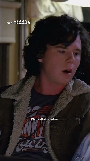 The Heck brothers go cow tipping. #TheMiddle