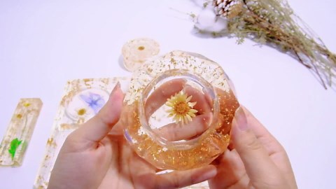 5 PCS Resin Tray Molds and Resin Grinder Mold for Grind and Storage, Large Molds Silicone Molds for Arts, DIY Epoxy Kit