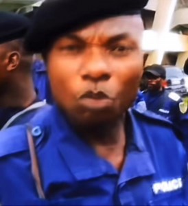 297K views · 9.3K reactions | Mokonzi a lingaka ko kanga na ko beta  | KinshaStar | Facebook