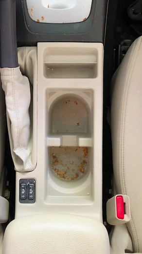 It's time to clean out all those cracks and crevices! Use homemade putty to keep the interior of your car squeaky clean🚘 #autohacks #carsoftiktok