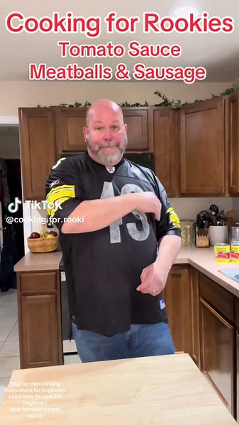 Tomato Sauce Recipe for Beginner Cooks