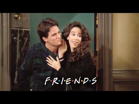 'Friends' Actress Believes Matthew Perry Sent Her A Sign After His Passing