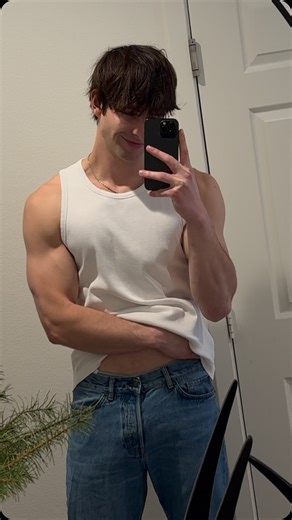 Darrell Jones on Instagram: "Tell me we weren’t just friends #explore #model #fashionmodel"