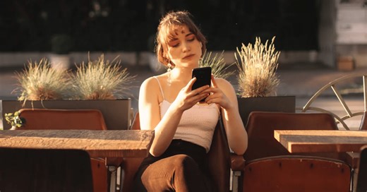 'The texts are seared into my brain.' 7 women on what they found when snooping through their partner's phone.