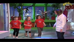 Have you met The Neurons from ‘Nina and the Neurons’? They live in Nina’s brain, and just like real neurons, send messages to control her senses. There’s Luke (the yellow one) who helps with Nina’s sense of sight, Ollie (the purple one) who helps Nina to smell and Felix (the green one) who helps with Nina’s sense of touch. And who can ignore Belle (the Pink one)? She helps Nina to hear. And finally meet Baby Bud (the blue one) who is Nina’s taste buddy and the baby of the group. Watch this video