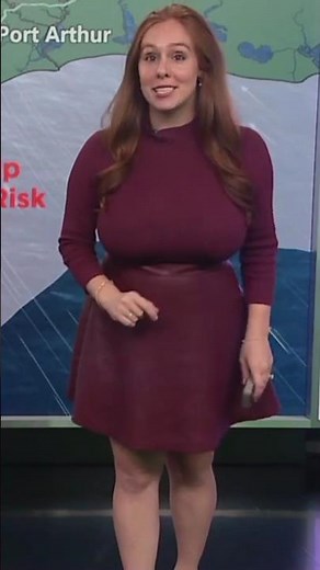 Caroline Brown busty and thick #beautiful #meteorologist #curvy #hot #legs #thick #newsanchor