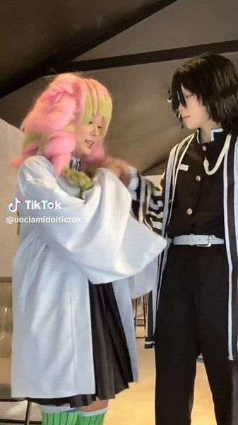 Cosplay Đẹp Nhất Của Mitsuri Và Obanai