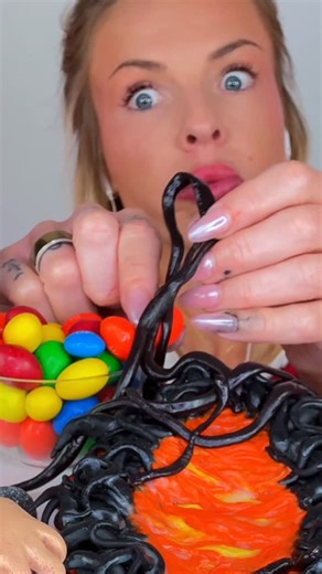 Naomi MacRae (Hunnibee ASMR) on Instagram: "What did you guys think of the Stranger Things finale?! 👀 . . . . . . . #asmr #asmrsounds #hunnibeeasmr #satisfying #satisfyingvideo #eating #eatingasmr #trending #foryou #foryoupage #shorts #reels #viral #explorepage #hunnibee"