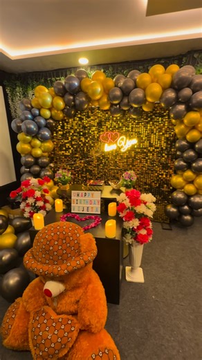 The_Pretty_Me on Instagram: "Cinema ka maza ab personal style me 😍🔥 Yahan aap plan kar sakte ho birthday, anniversary ya proposal with romantic décor, blindfold entry, candle path, balloons, flowers, fog & bubble magic Chahe 2 log ho ya 20-30 guests, sabke liye private celebration possible hai starting just Rs 1500 se Locations Available: Private Party Theater * ��Indiranagar - 7839396709 * ��Alambagh - 7839396705 Address: CALL NOW Goel Hospital/Complex,r-7839396709 * ��Lekhraj Metro Station k