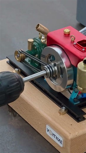 Miniature Engine in Action: Small but Powerful!