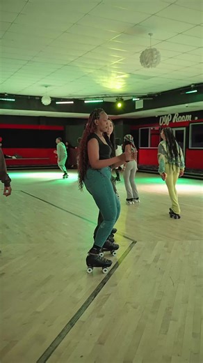 Experience the Vibe at Cascade Skating: Dance and Roll