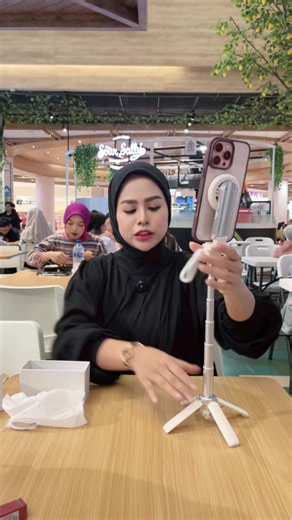 Selfie Remote: Gadget Cekrek untuk Foto Jarak Jauh!