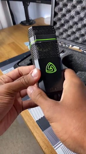 Guess the price😭 thank you to @lewitt.audio for sending out this beast #carterpcs #techtok #microphone #streamingmic #mic #lewitt #homestudio #studio