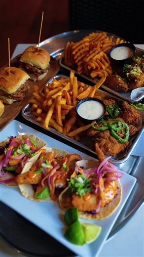 Delicious Lunch Options at SET NoLibs
