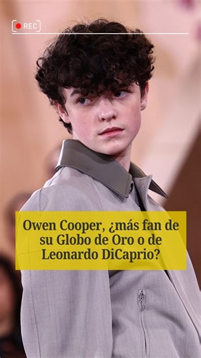 Owen Cooper ganó el Globo de Oro a Mejor actor secundario en una serie, miniserie o película para TV por Adolescencia. Sin embargo, parece ser que eso no fue lo que más le gustó de la noche. Y es que el joven actor se acercó a Leonardo DiCaprio en modo fan para pedirle una foto con él. ¿Quién no lo haría? #OwenCooper #LeonardoDiCaprio #goldenglobes | Objetivo TV