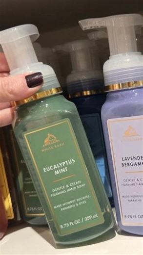 🫧 Comment SOAP for the link! Bath & Body Works Hand Soaps are just $2.95 (reg. $8!) 😍 Cozy Christmas & winter scents included! Grab them before Nov 24! 🛁🎄 | Hip2Save