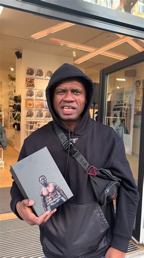 Exploring the Concept of Hyperreality